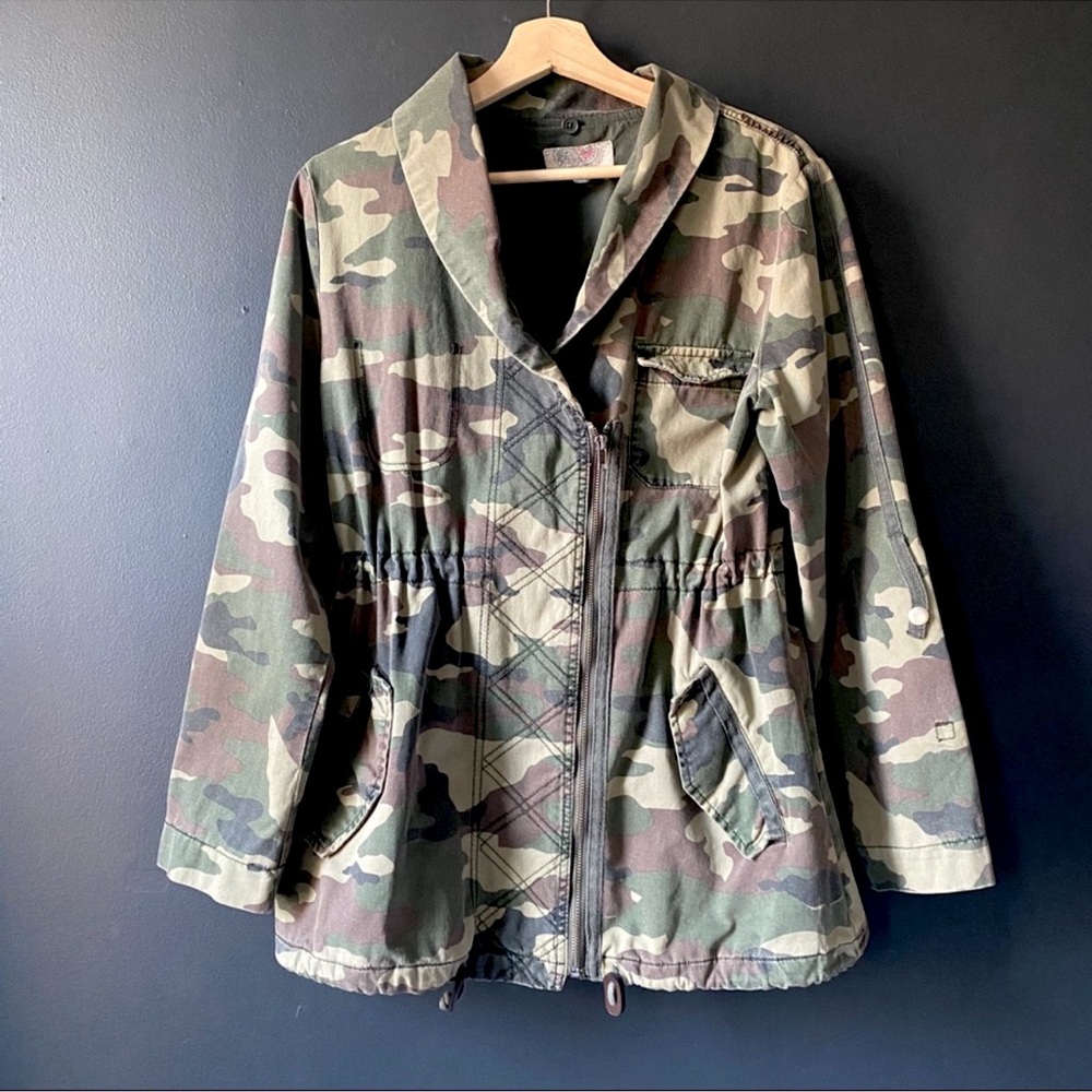 Urban Outfitters Ecote Camo Utility Jacket VTG Distressed Look Military VTG Camo